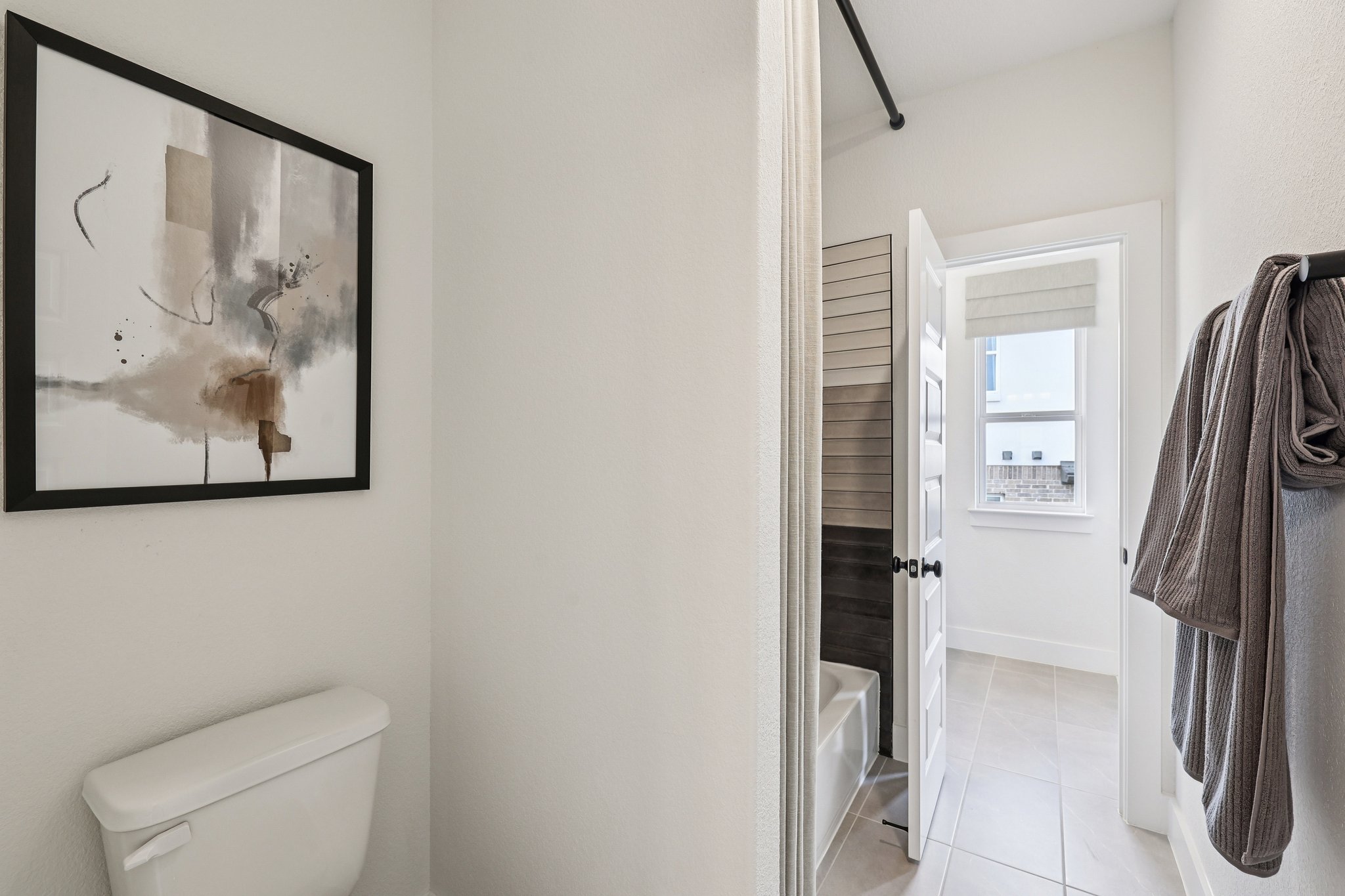 McMillian Dr-S0304-041.jpg