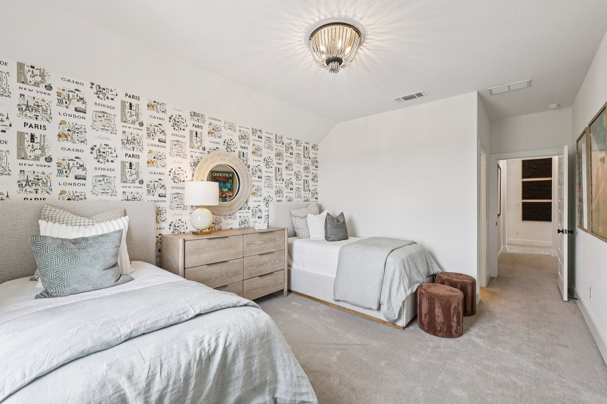 McMillian Dr-S0304-046.jpg