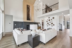 McMillian Dr-S0304-008.jpg