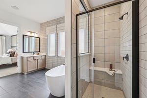 McMillian Dr-S0304-028.jpg