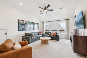 McMillian Dr-S0304-037.jpg