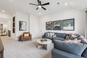 McMillian Dr-S0304-039.jpg