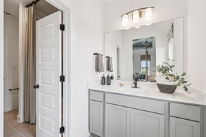 McMillian Dr-S0304-044.jpg