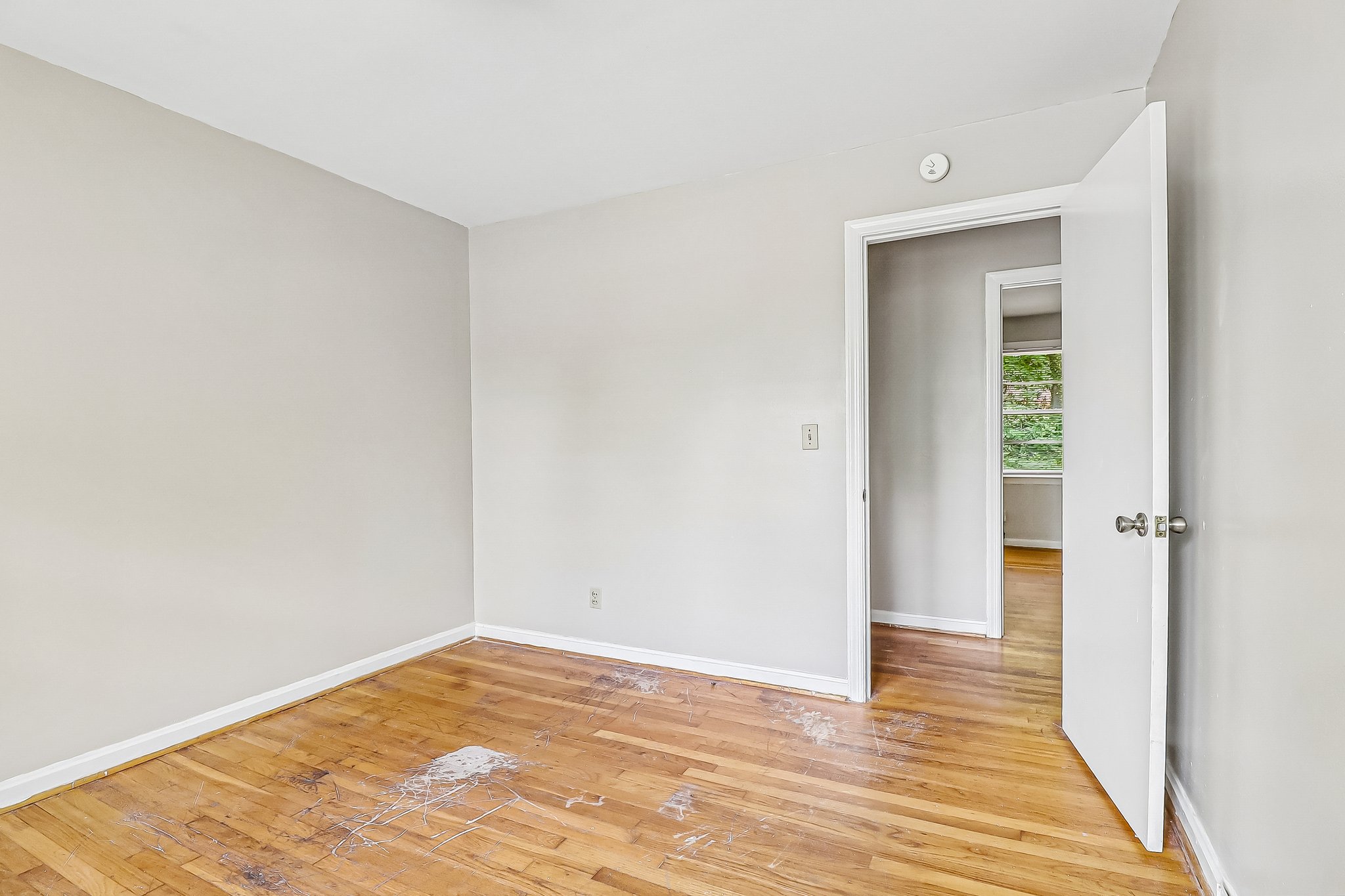 Meech St-S1205-013.jpg