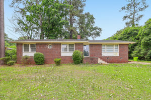Meech St-S1205-001.jpg