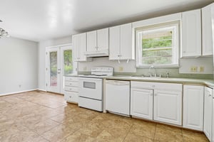 Meech St-S1205-010.jpg