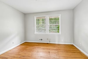 Meech St-S1205-014.jpg