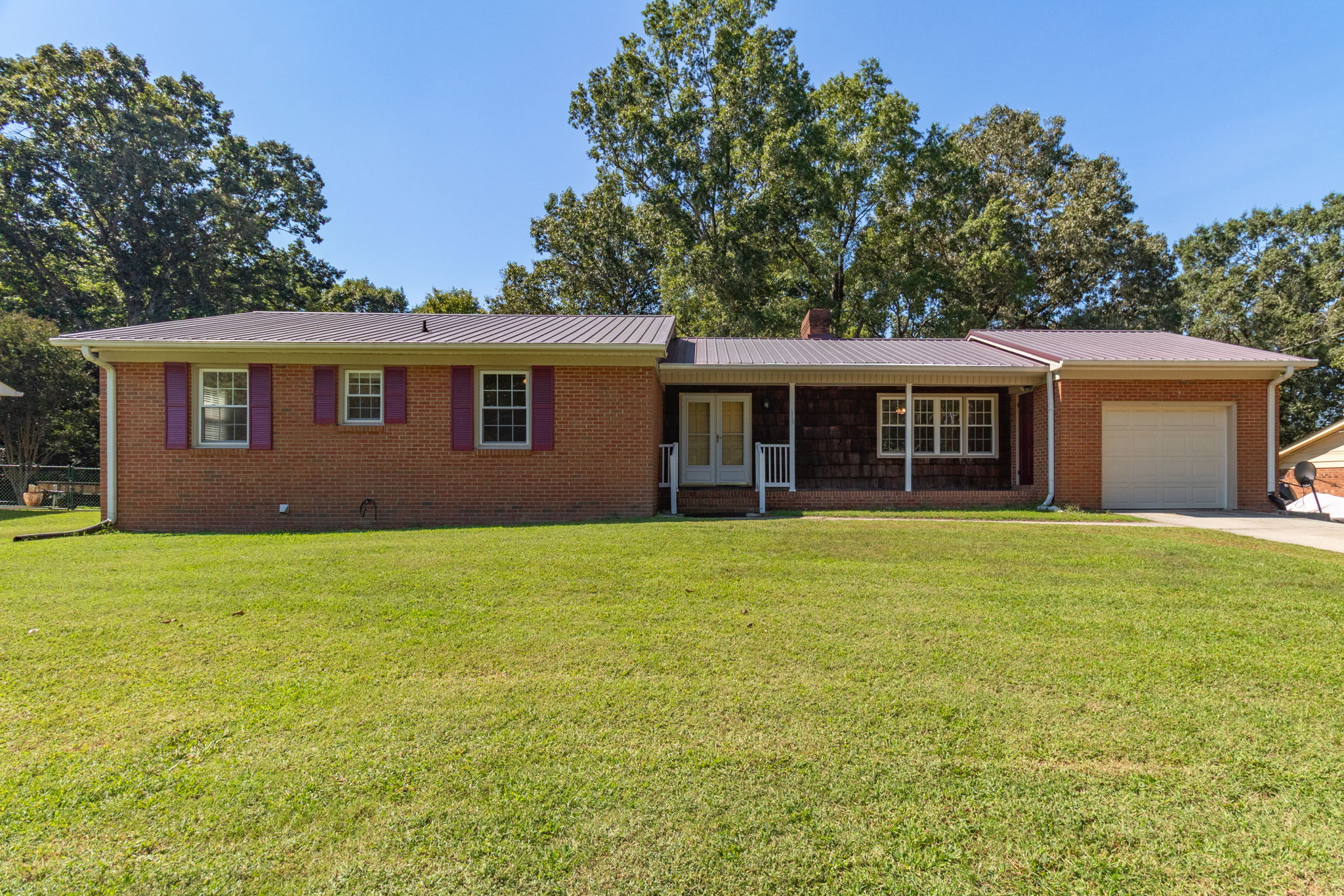 115 Monroe Dr-1