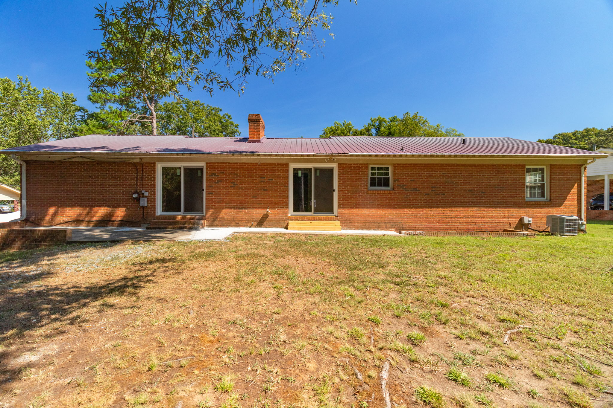 115 Monroe Dr-31