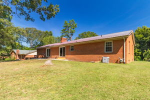 115 Monroe Dr-32