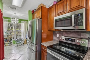 NW 108th Ave-S1607-010.jpg