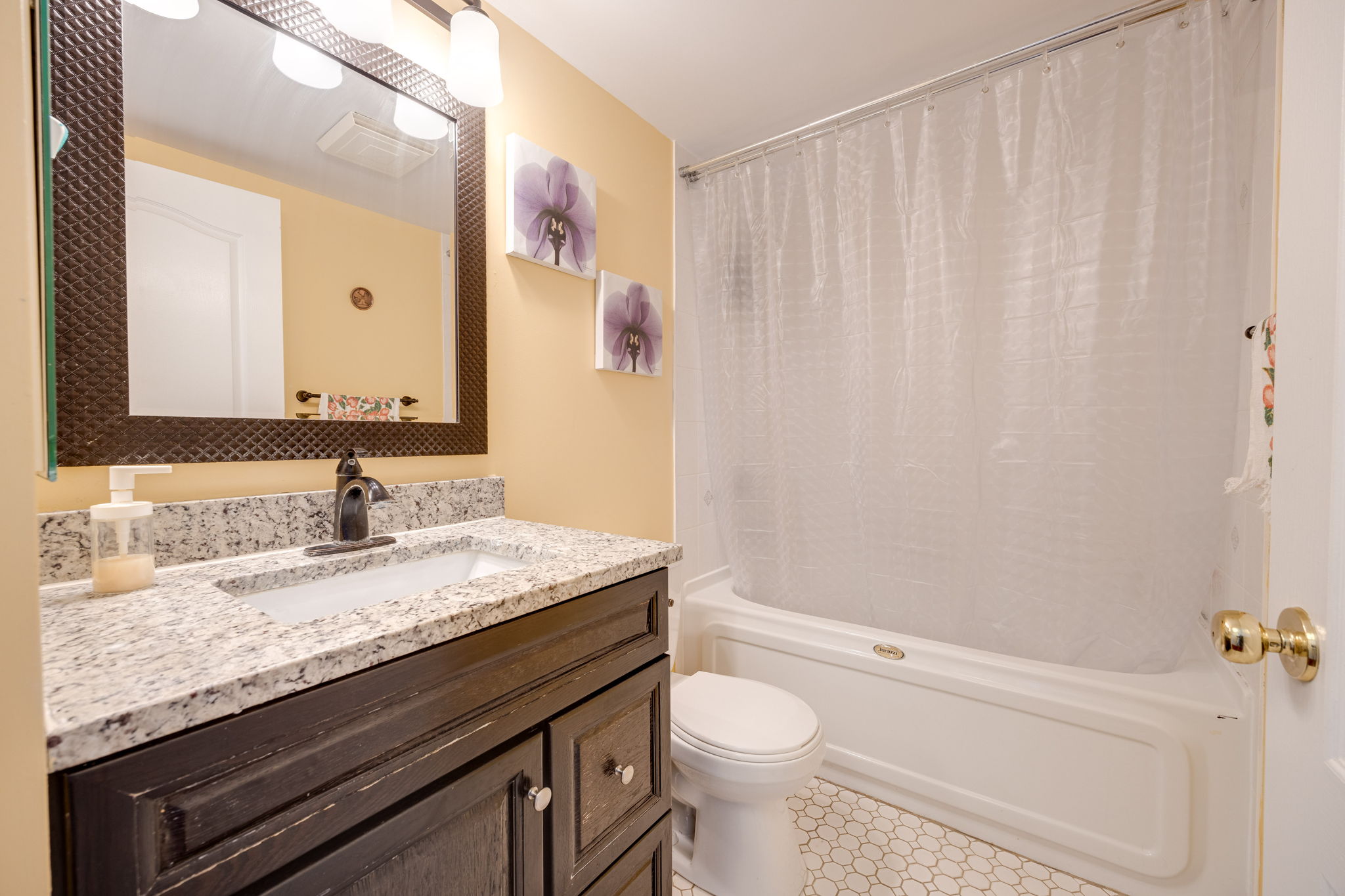 Toronto property showcase — delivered property photograph 16