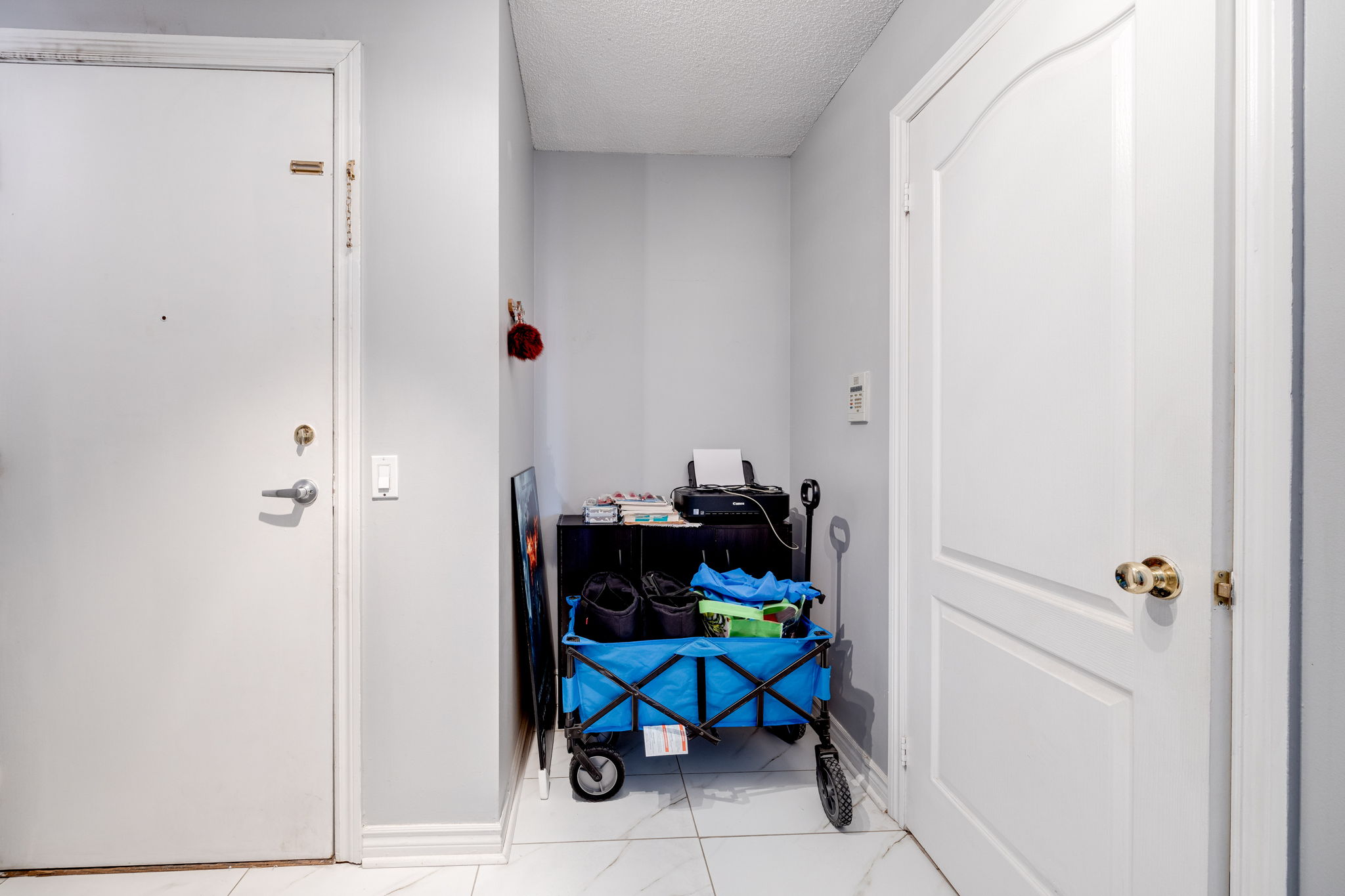 Toronto property showcase — delivered property photograph 25