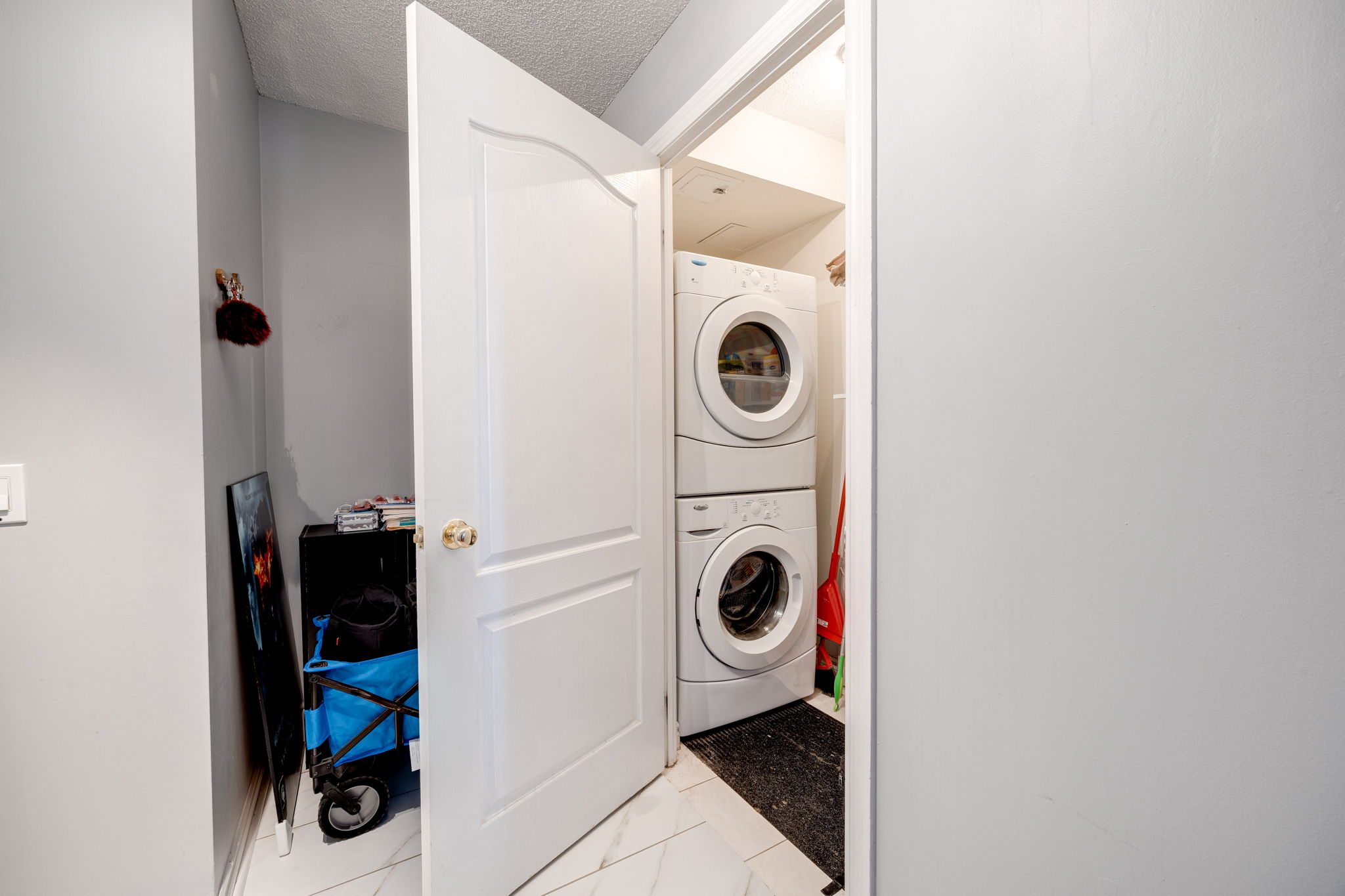 Toronto property showcase — delivered property photograph 24