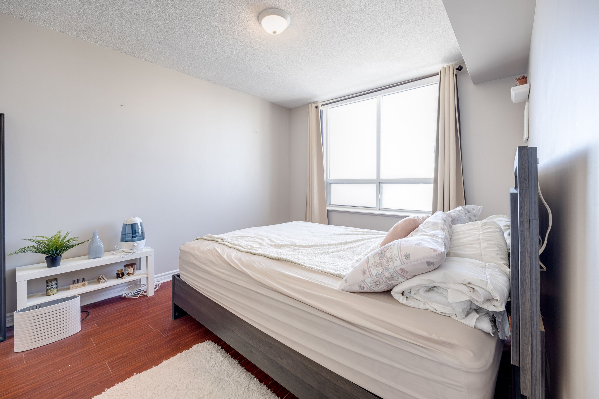 Toronto property showcase — delivered property photograph 19
