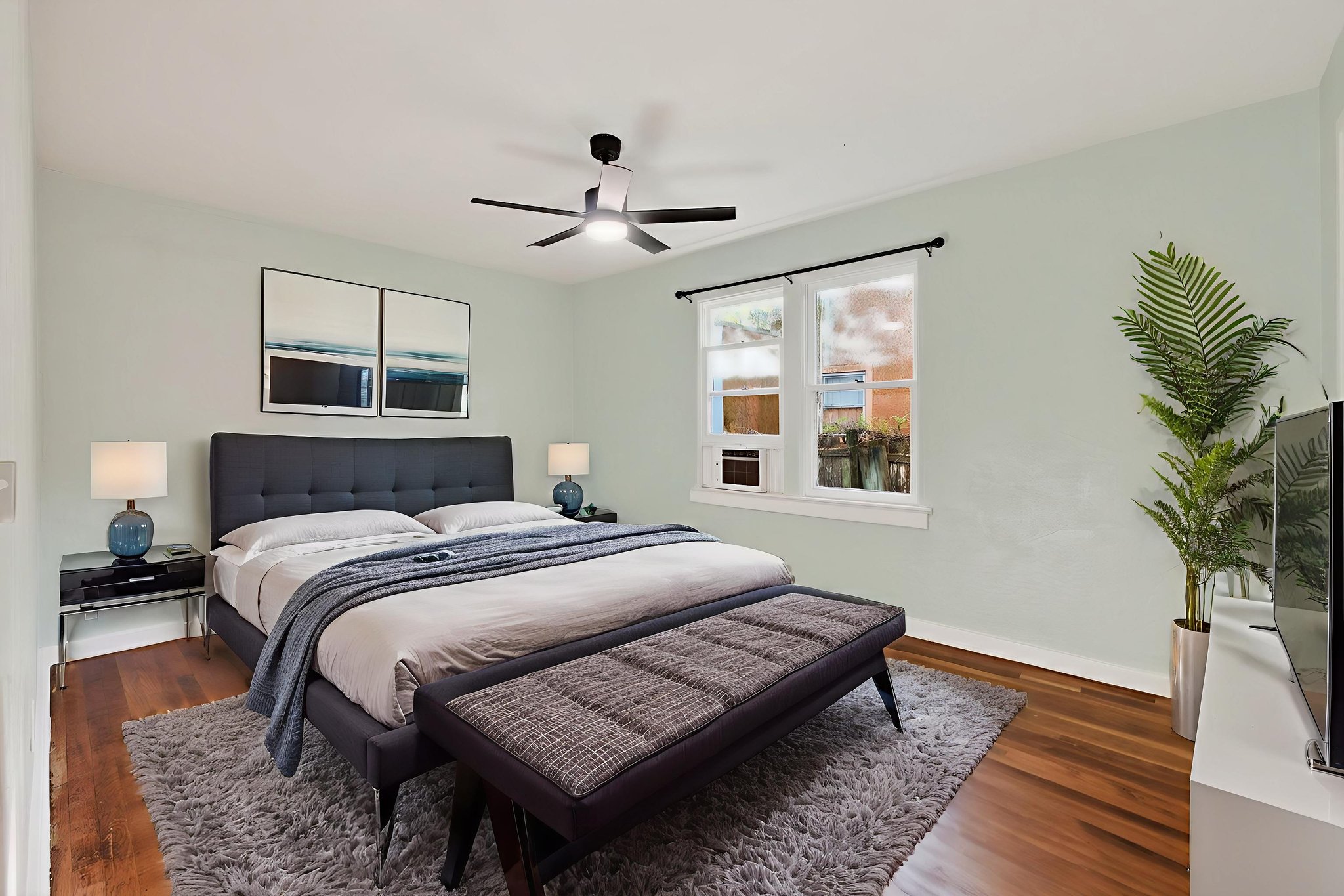 115 Palm Place-22 virtually staged.jpeg