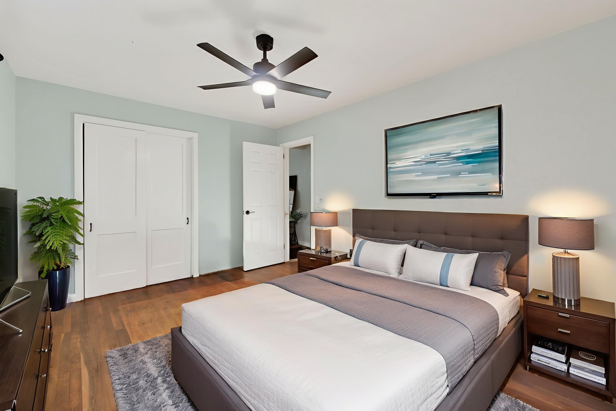 115 Palm Place-24 virtually staged.jpeg