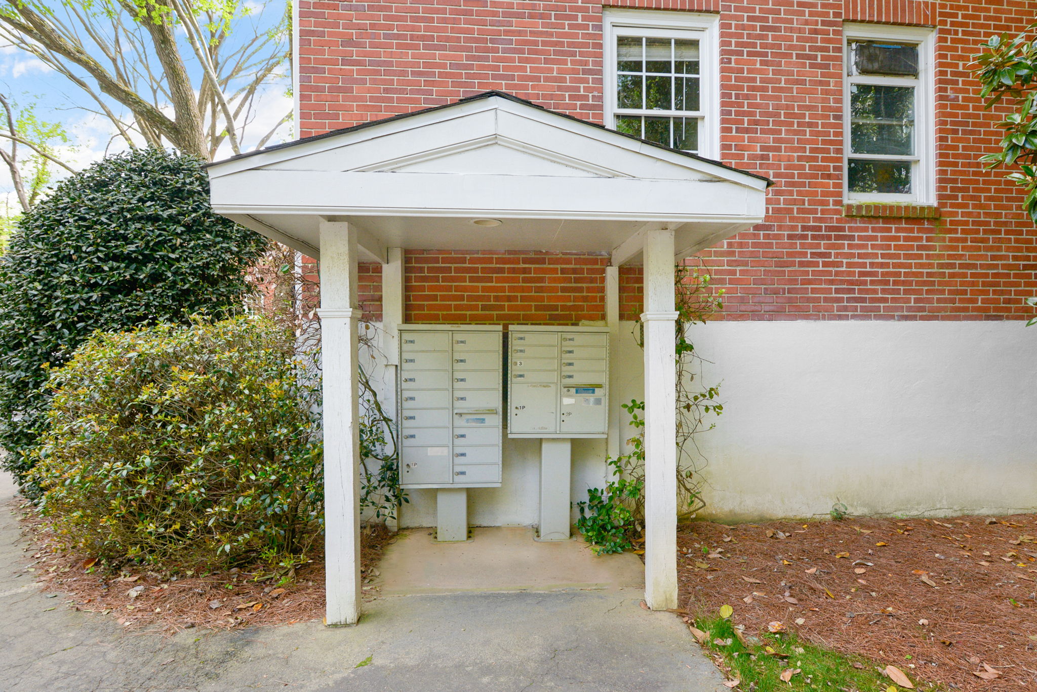 Building- Mailboxes