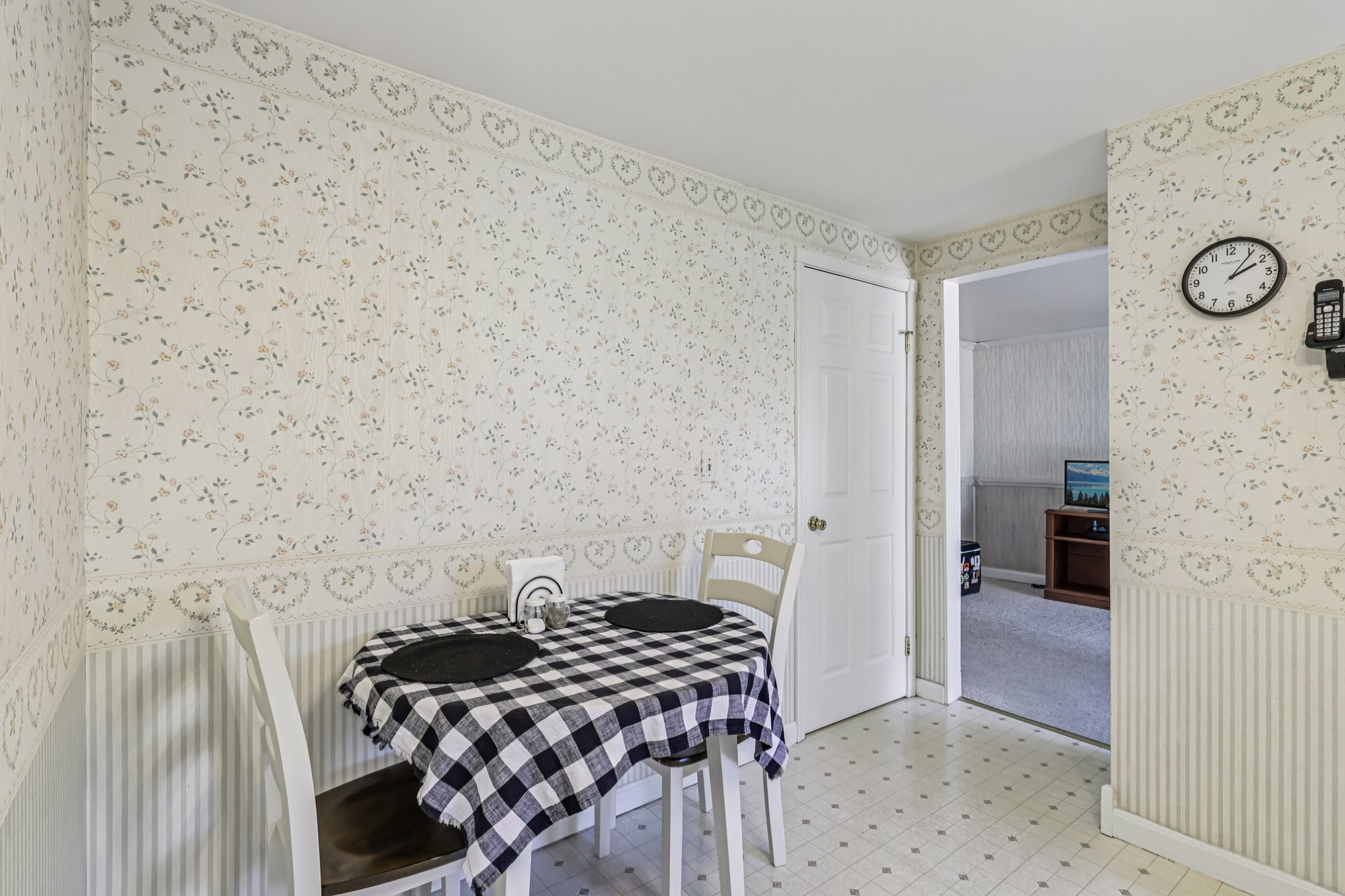 Pheasant Run Rd-S1704-016.jpg