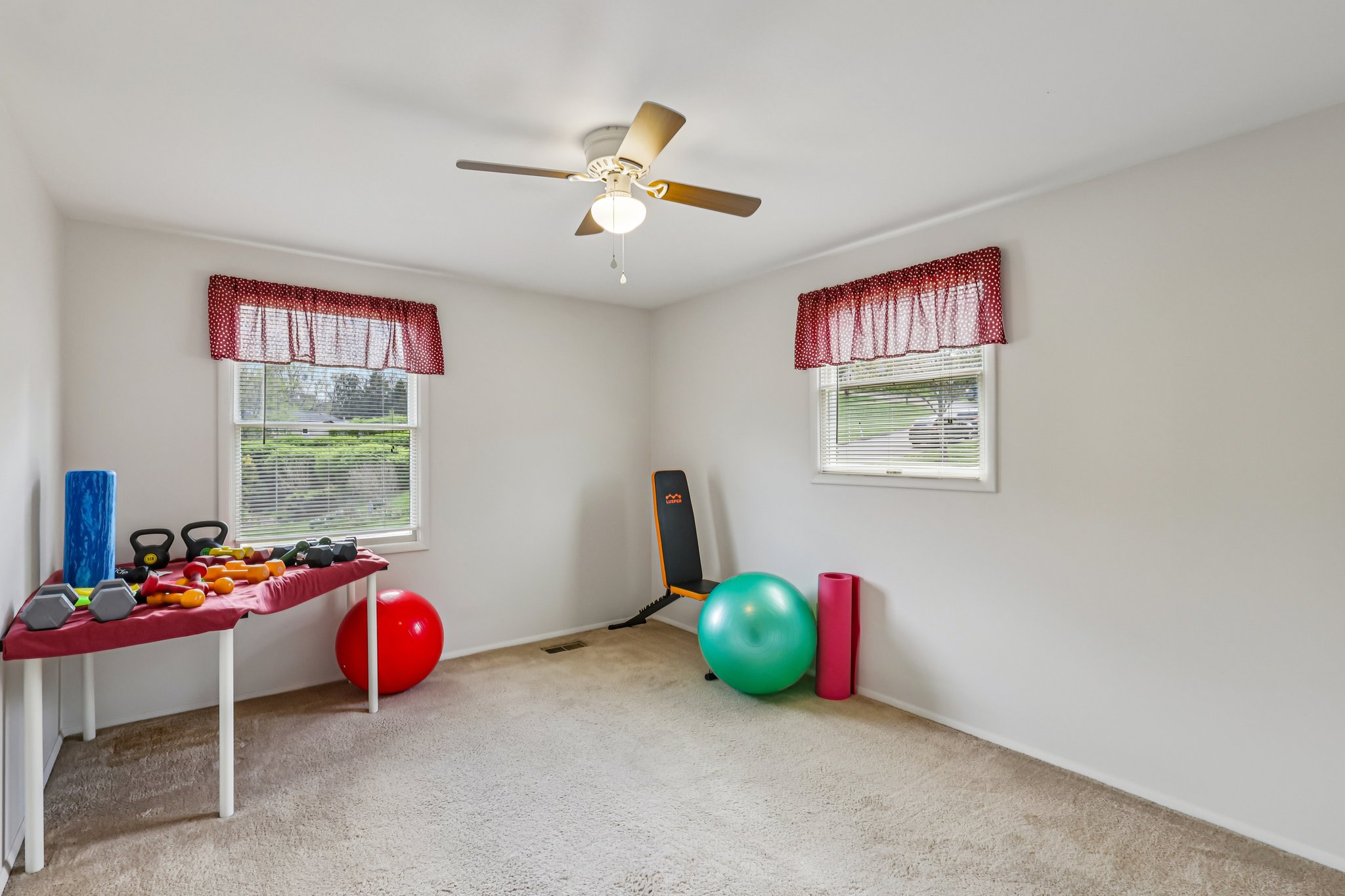 Pheasant Run Rd-S1704-036.jpg