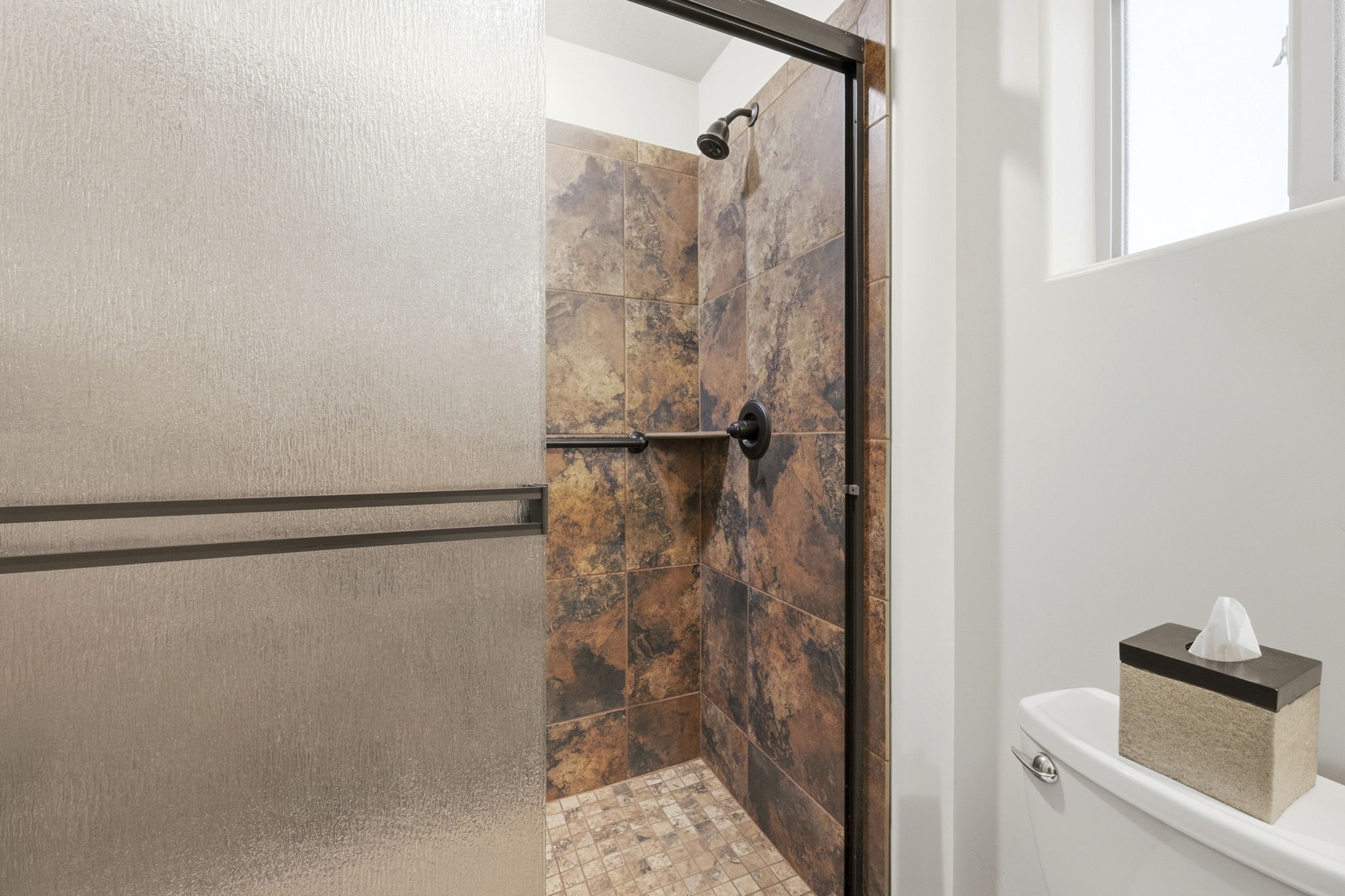 Bathroom 2(2)