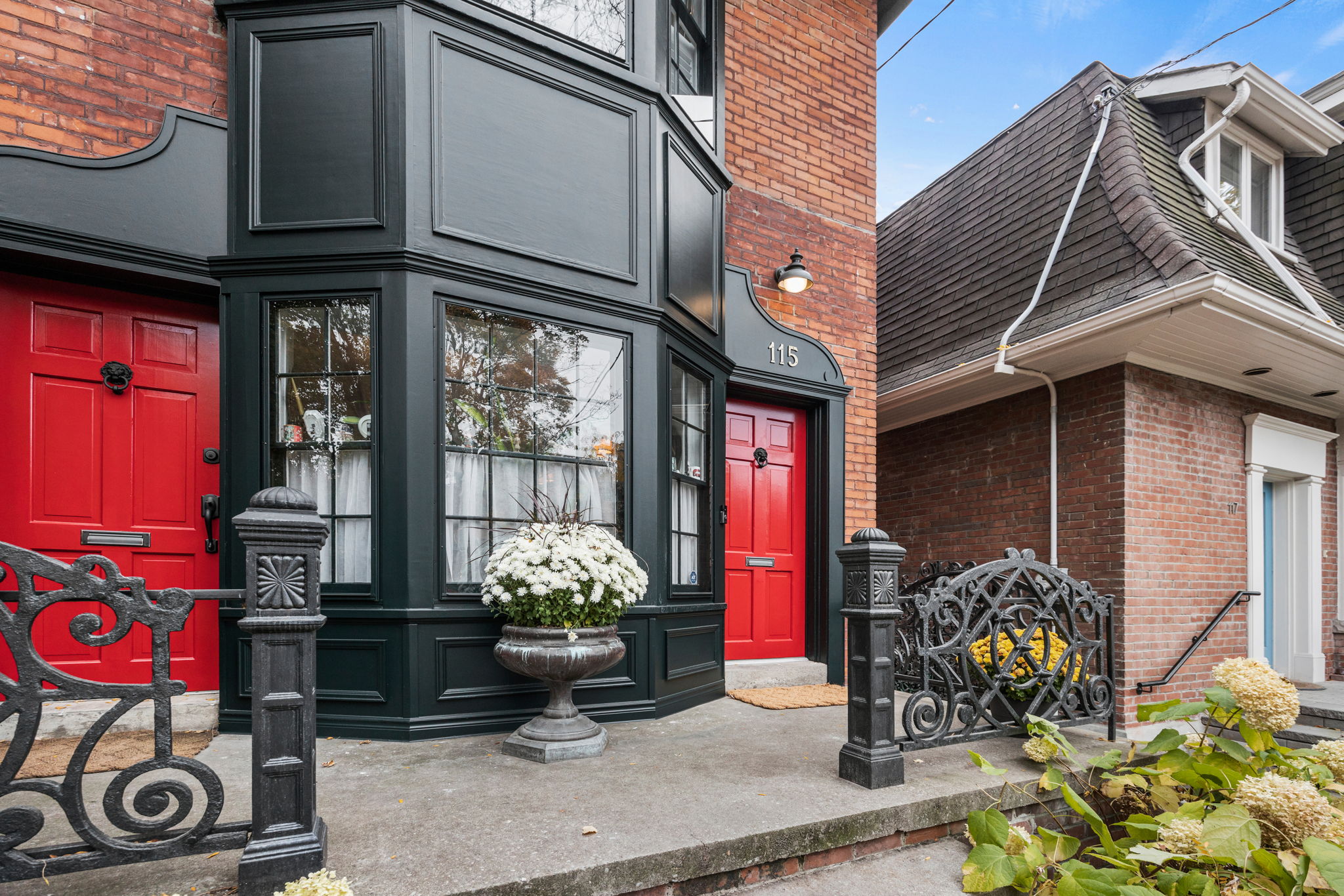 Toronto property showcase — delivered property photograph 3