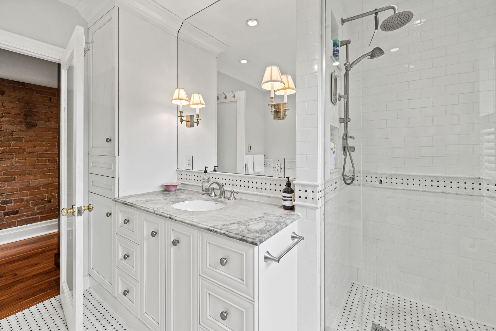 Toronto property showcase — delivered property photograph 16