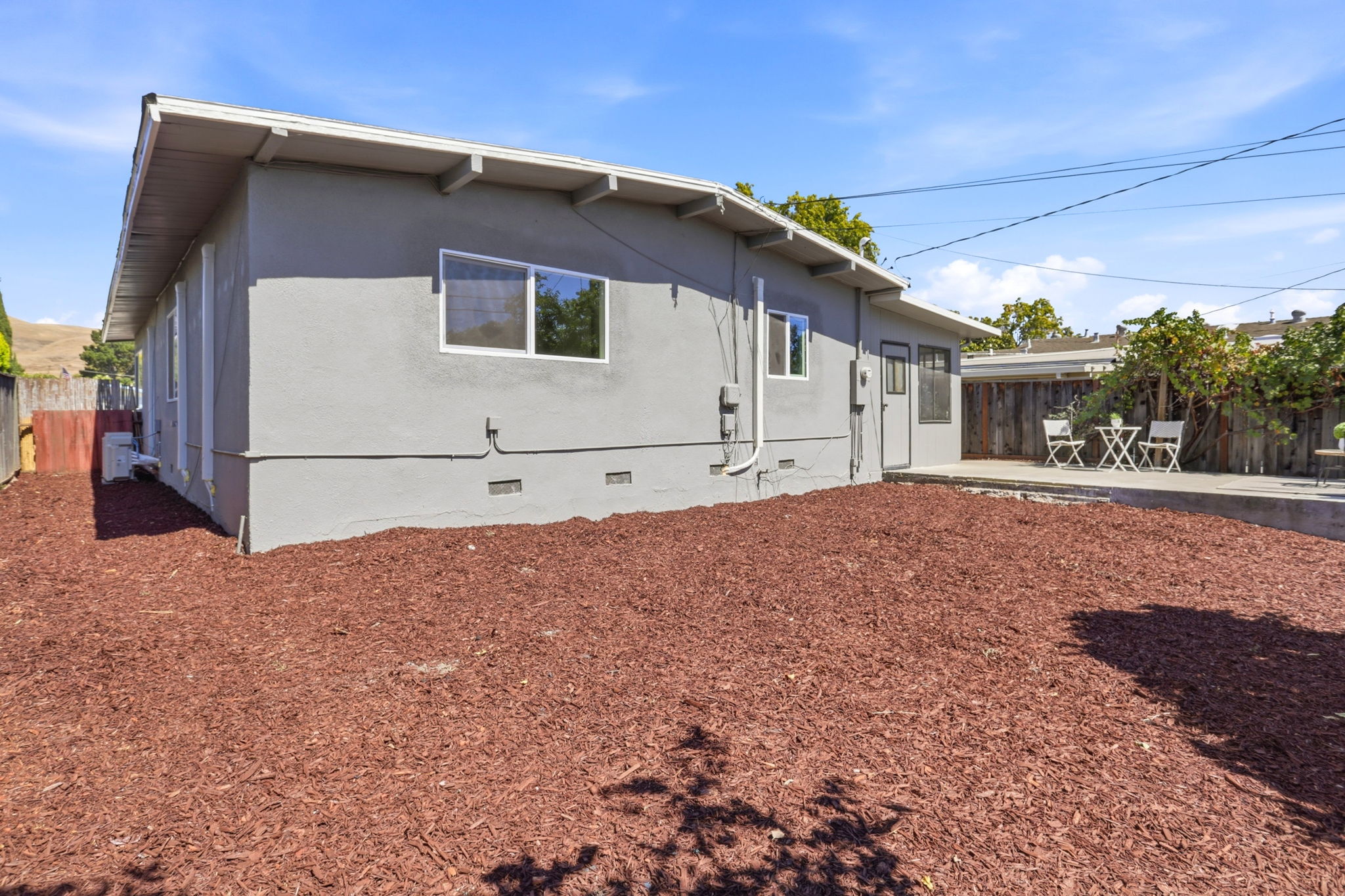 037_F8_115 S Gadsden Dr