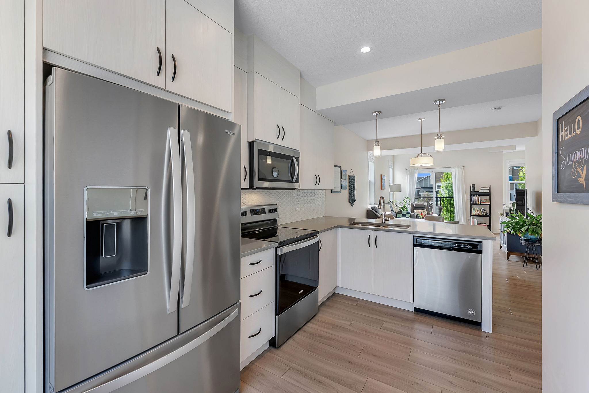  Photo 23