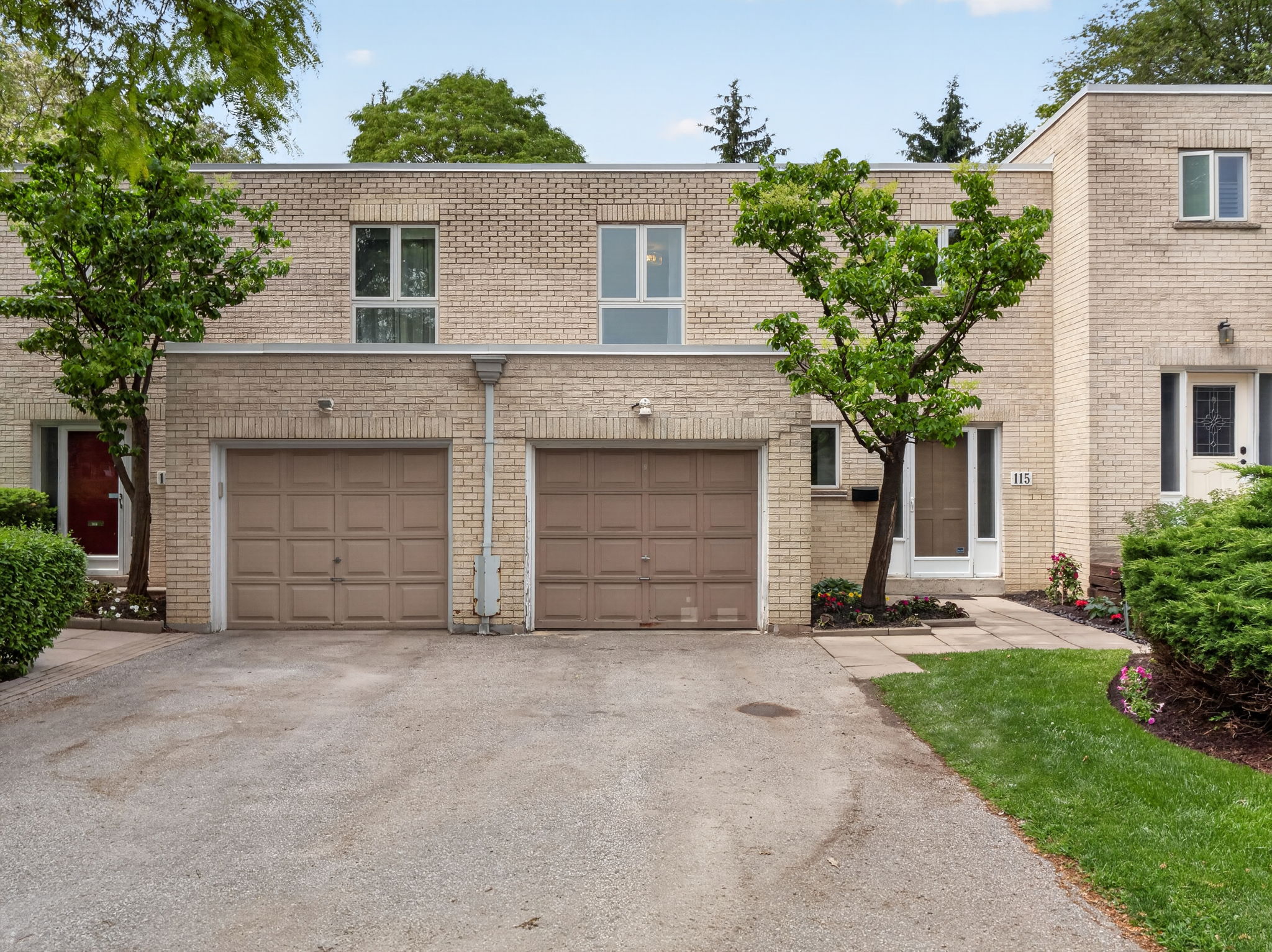 115 Scenic Mill Way Toronto, ON M2L 1T1