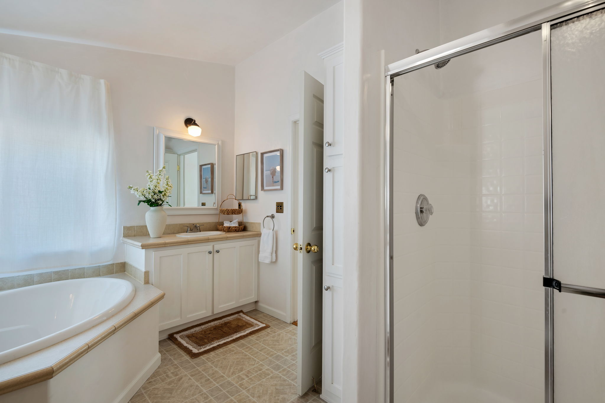 24-Primary Bathroom