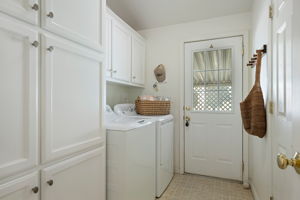 28-Laundry