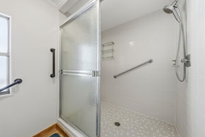  Photo 35