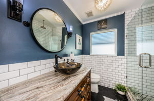 Bathroom1a