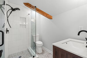  Photo 41