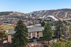 Deer Valley Dr-S2203-056.jpg