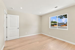 024_F8_1150 Kiely Blvd