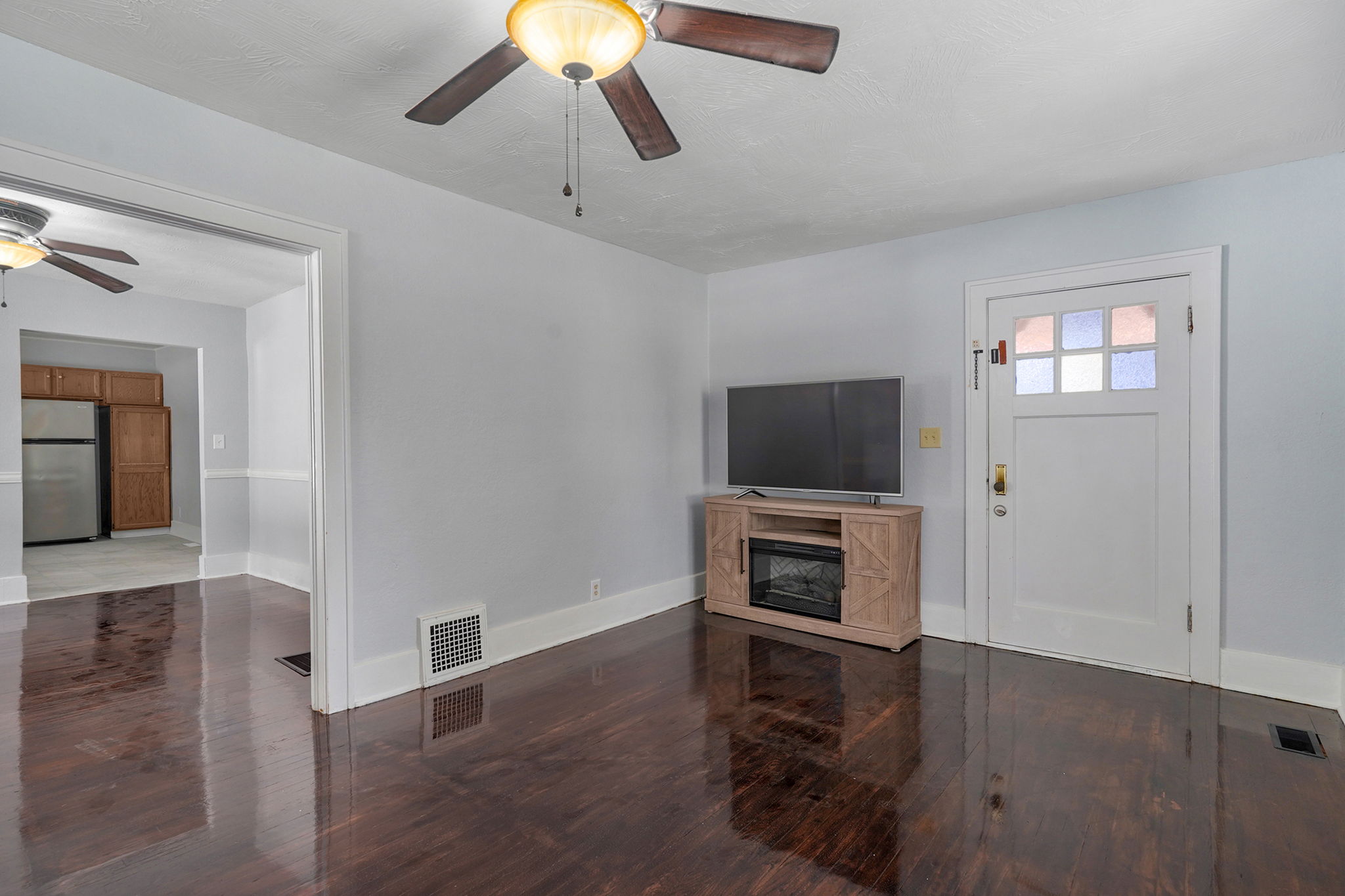 1150 S Kimbrough Ave-8