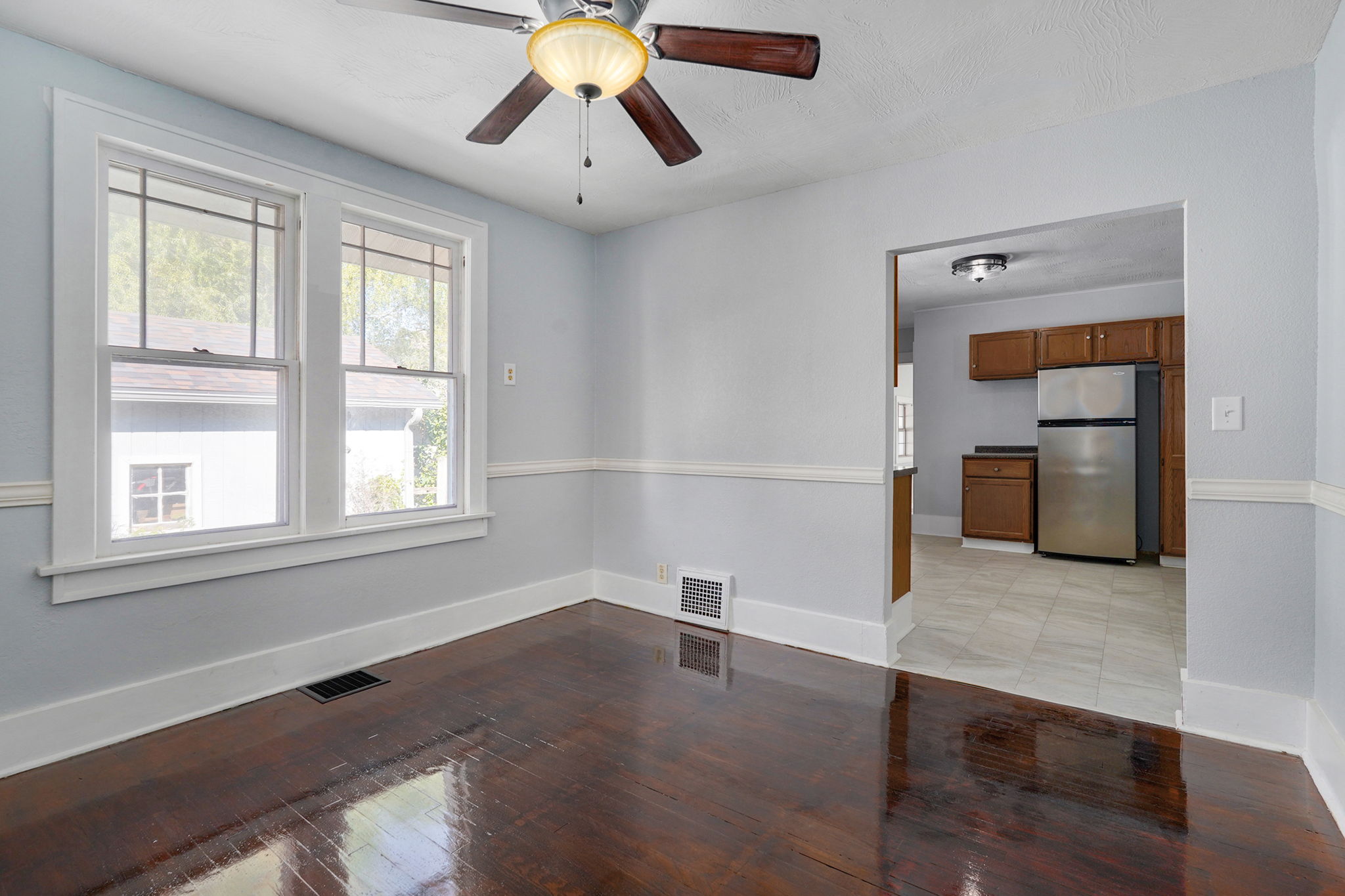 1150 S Kimbrough Ave-9