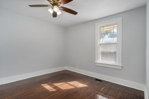 1150 S Kimbrough Ave-18