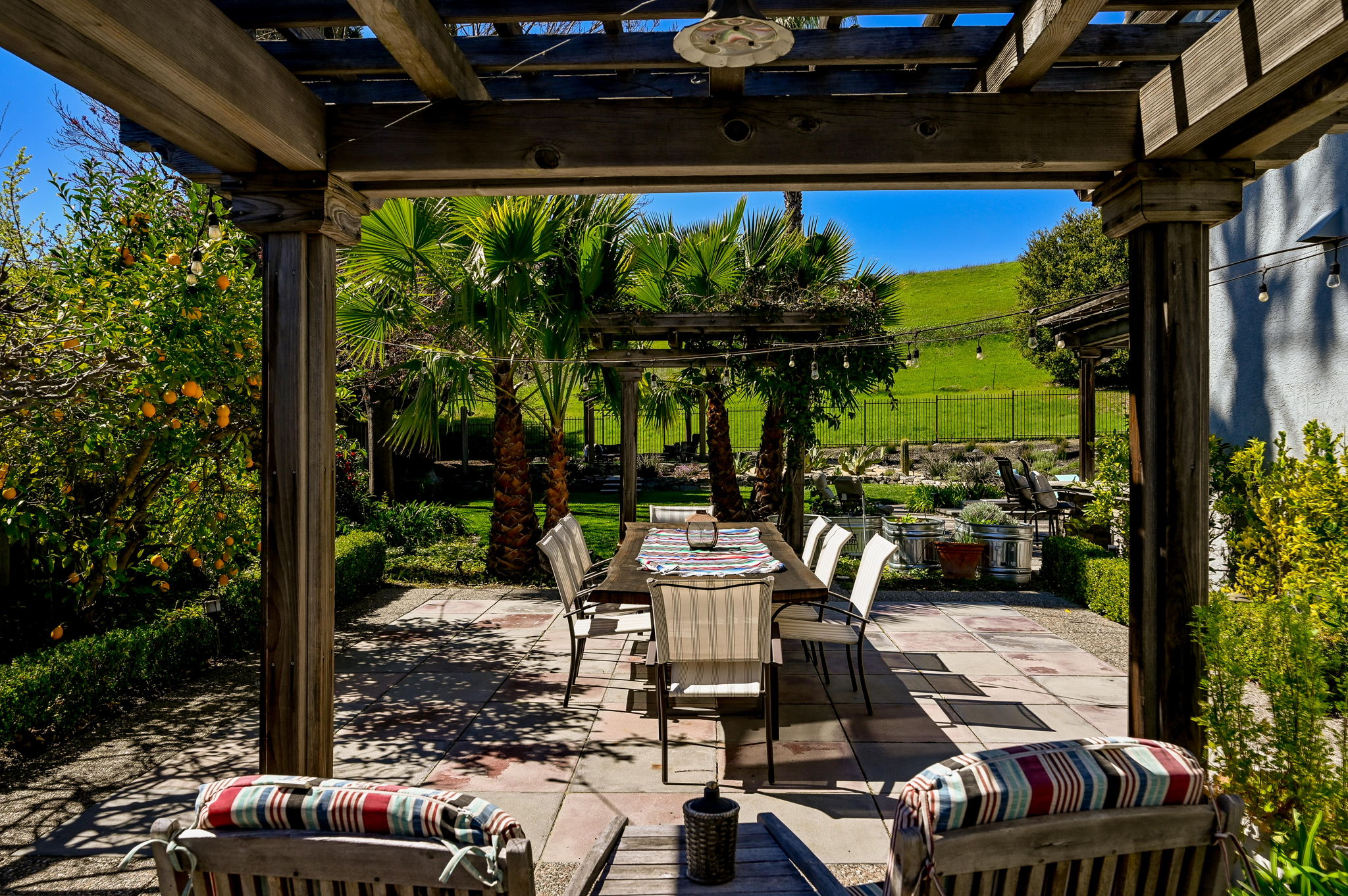 outdoor dining room