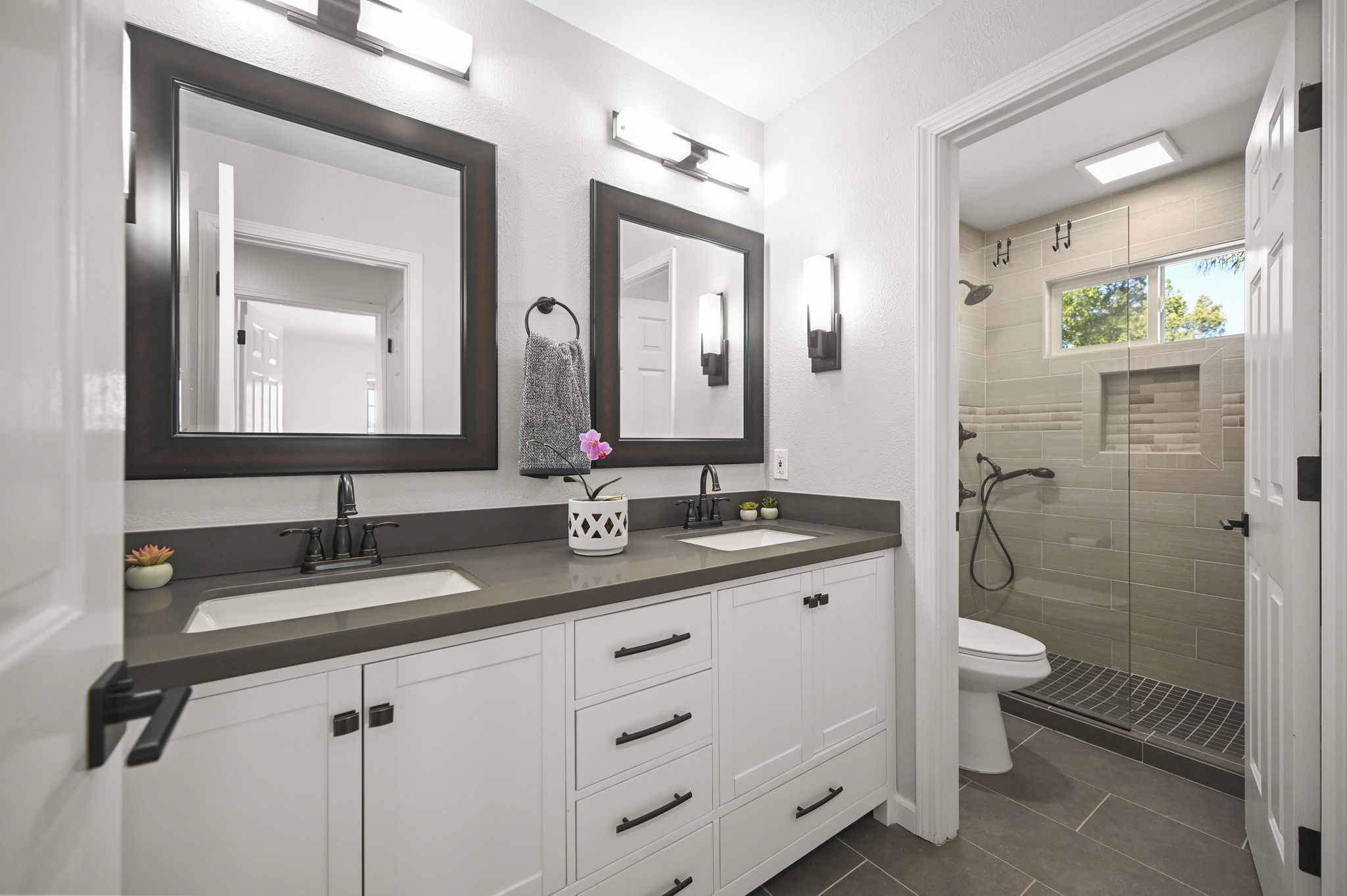 remodeled upstairs full bath