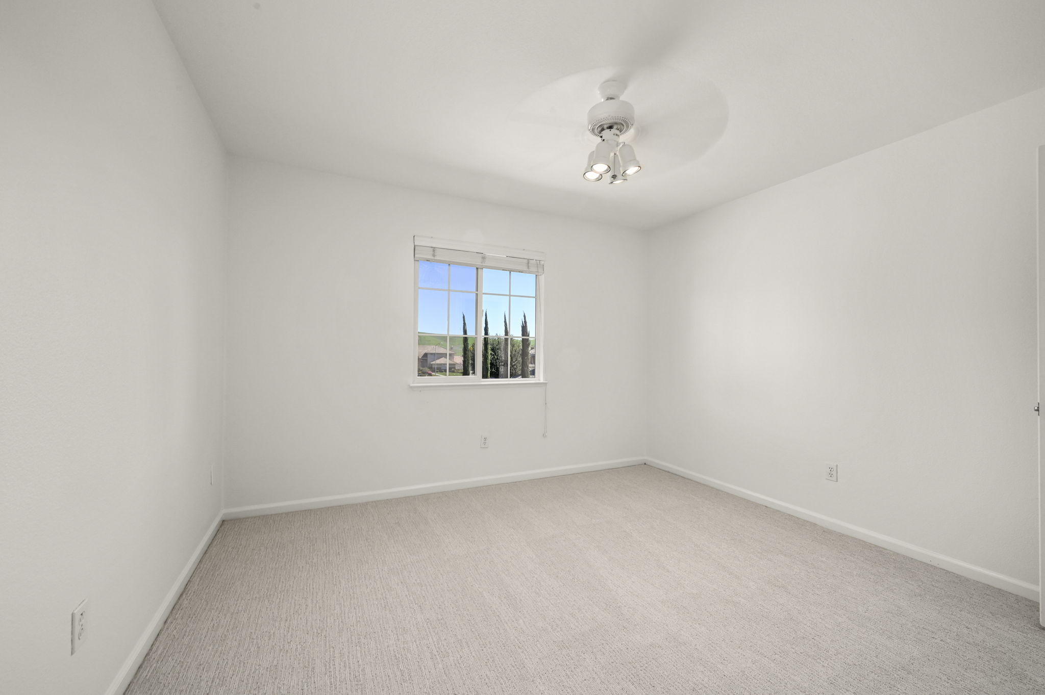3rd bedroom upstairs