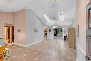 1150 Woodland Terrace Trail, Altamonte Springs, FL 32714, USA Photo 3