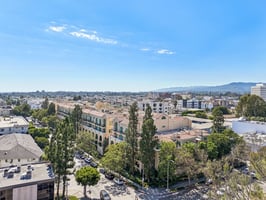 San Vicente Blvd 214-038.jpg