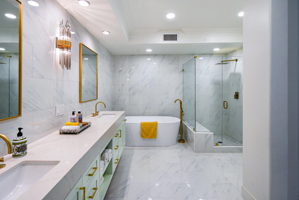 11500 San Vicente unit 312-25