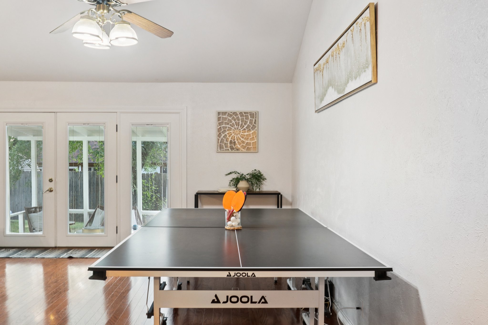 Sterlinghill Dr-S0808-015.jpg