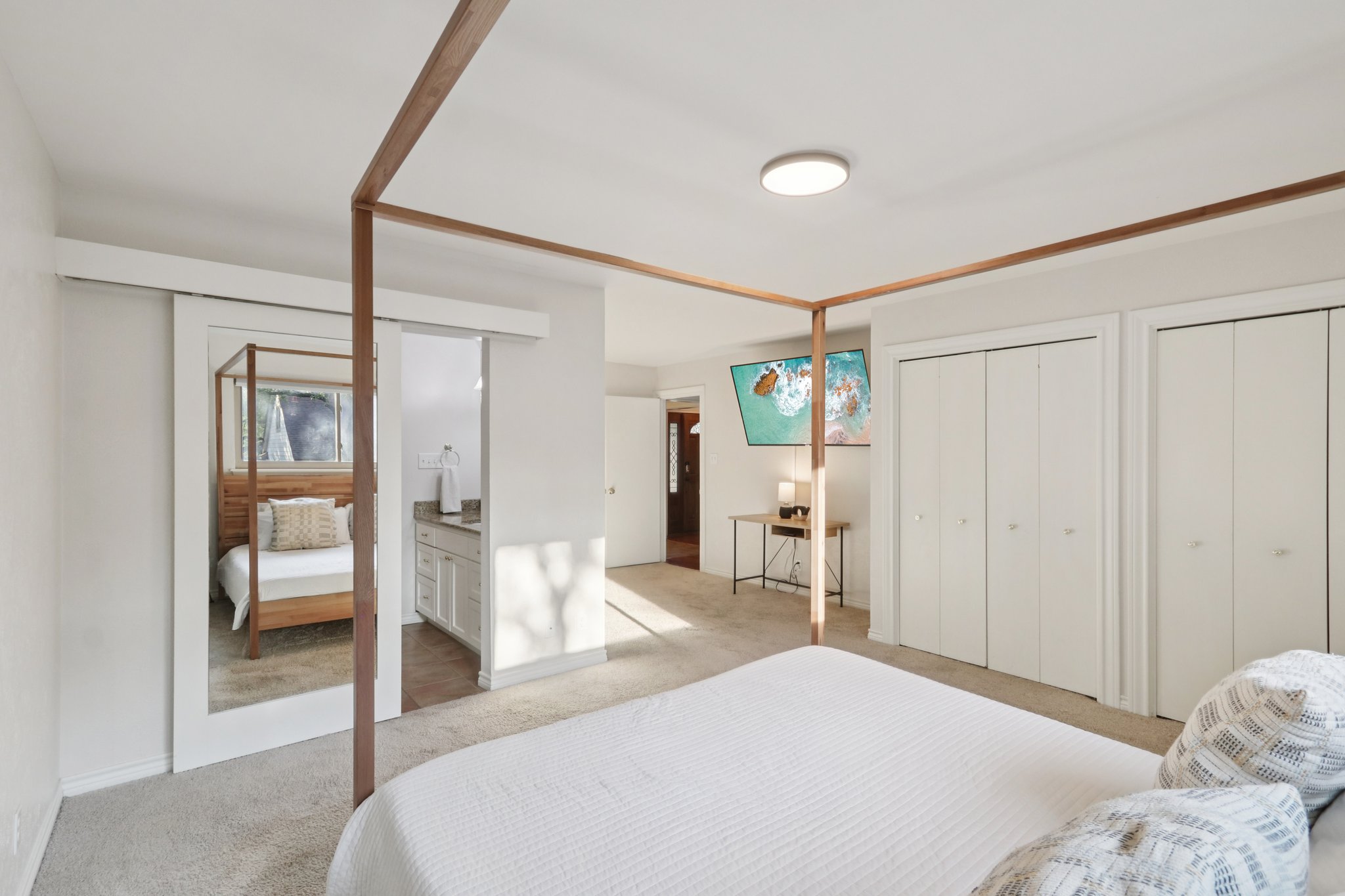 Sterlinghill Dr-S0808-028.jpg