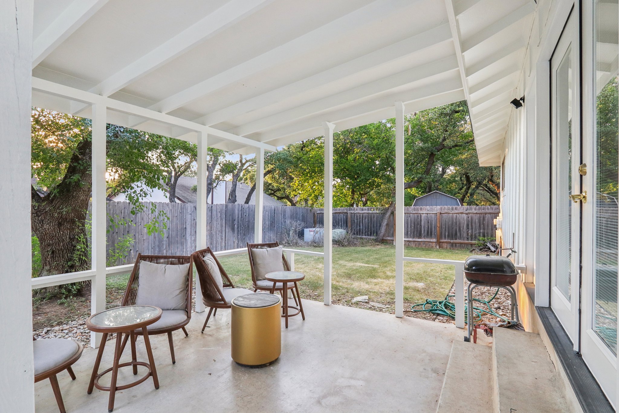 Sterlinghill Dr-S0808-041.jpg