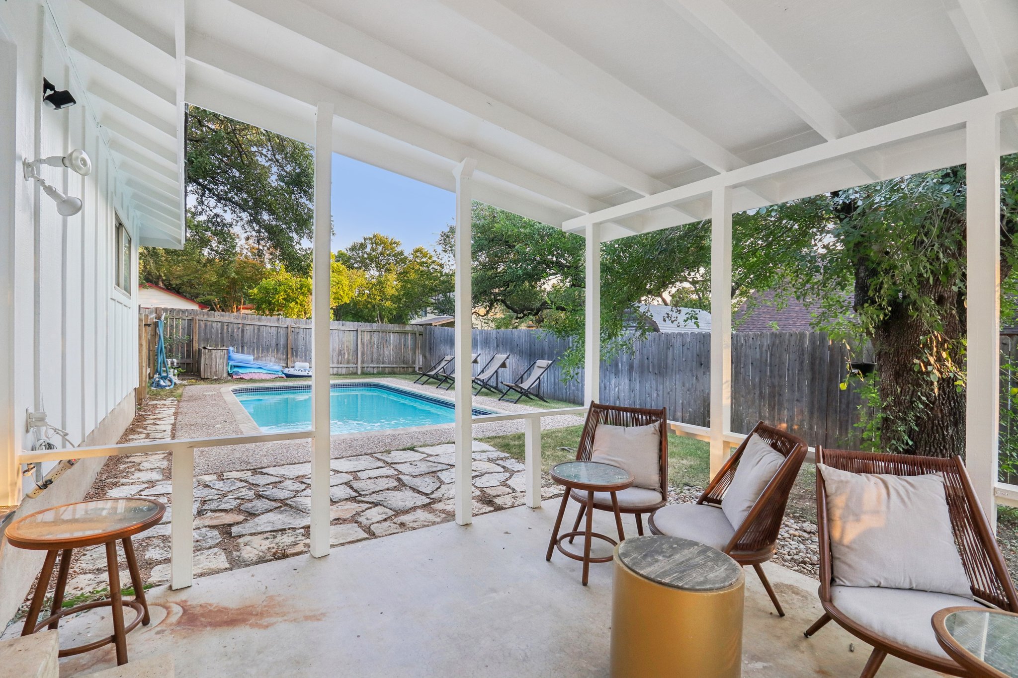 Sterlinghill Dr-S0808-042.jpg